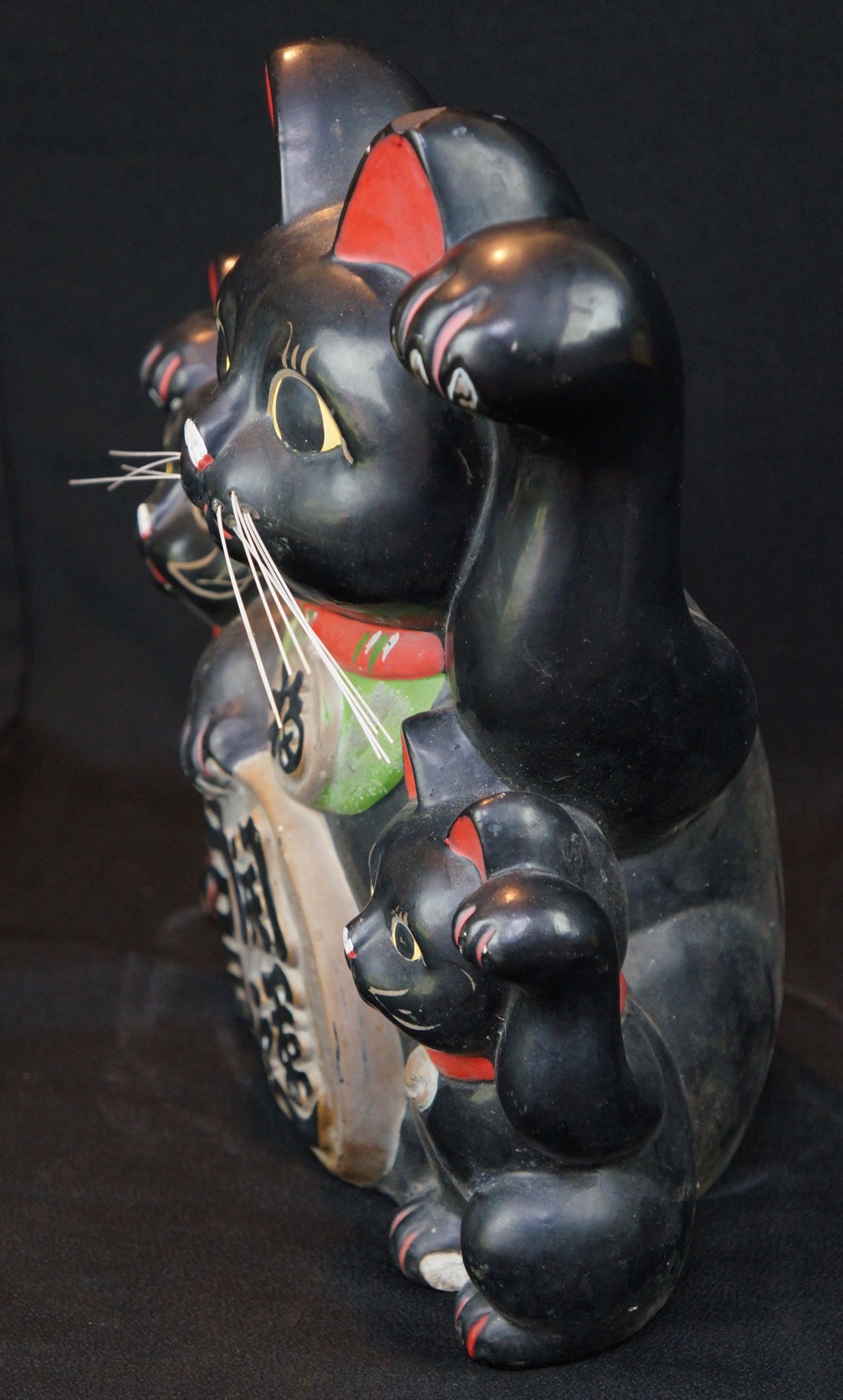 Antique Manekineko traditional Japanese lucky cat money box 1900