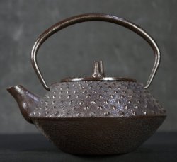 Arare Nambu kettle 1970