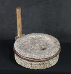 Goma-usu rural tool 1900