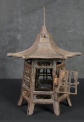 Kyoto garden lantern 1970