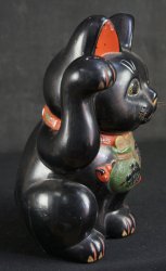 Manekineko cat vintage 1900