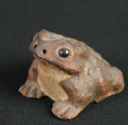 Miniature garden frog 1900