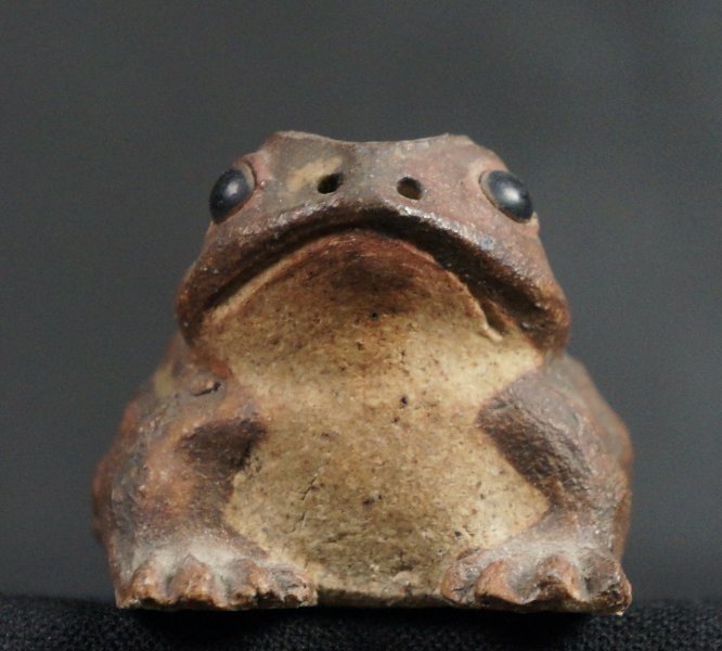 Miniature garden frog 1900