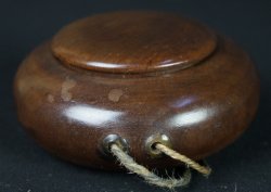 Tabako-ire Netsuke 1900