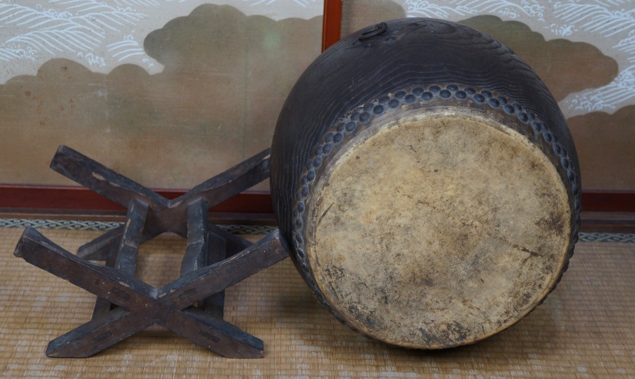 Antique Taiko Japanese Hand Carved Buddhist Drum 1800s Japan Instrument