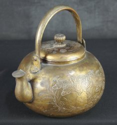 Yakan kettle bronze 1880