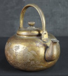 Yakan kettle bronze 1880